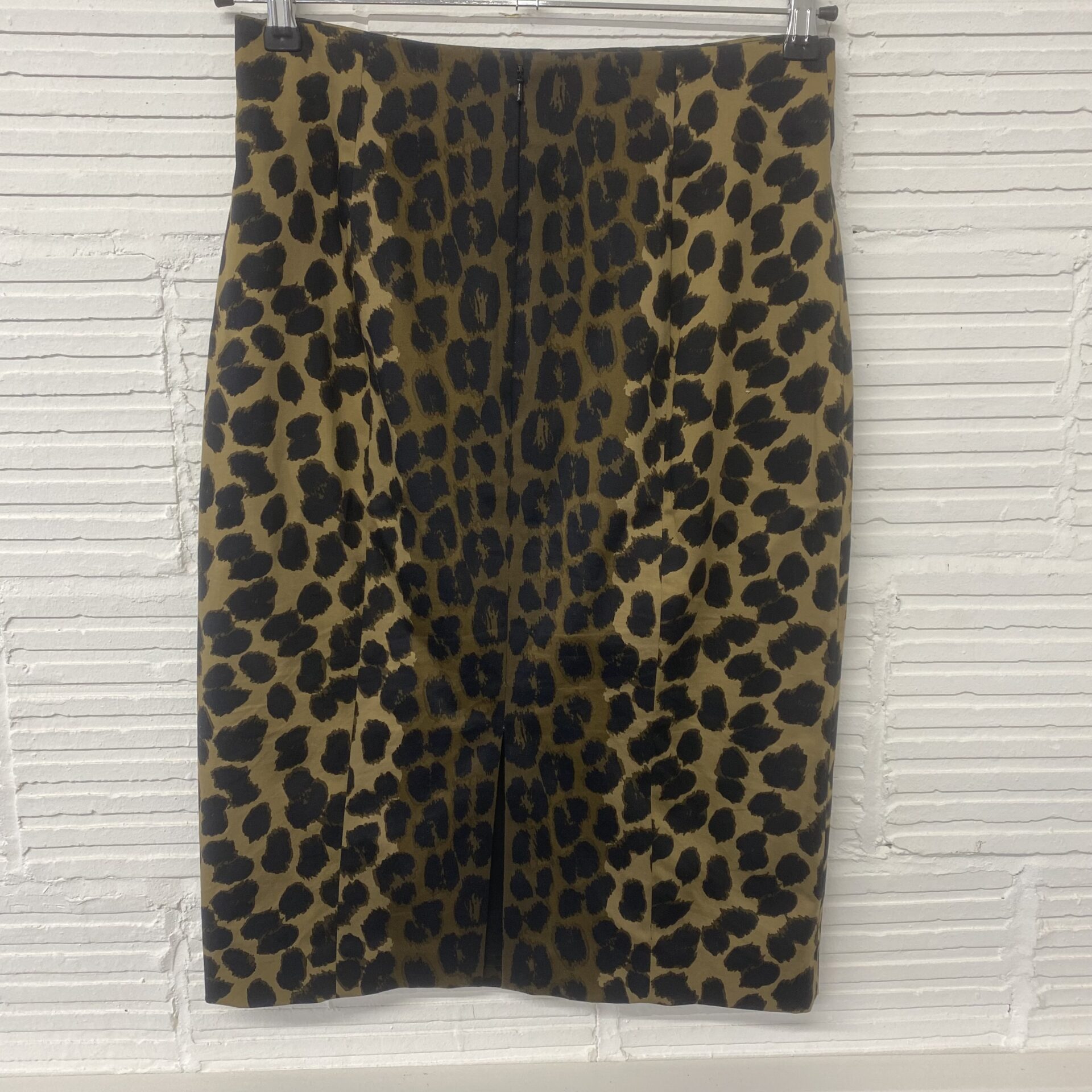 Hobbs Animal Print Pencil Skirt Size 12 - St Richard's Hospice Shop