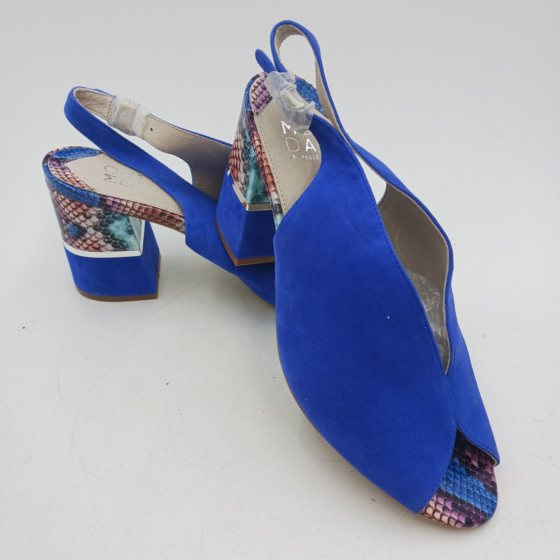 Moda in Pelle Shoes Blue Suede Block Heel Size 41 NEW - St Richard's ...