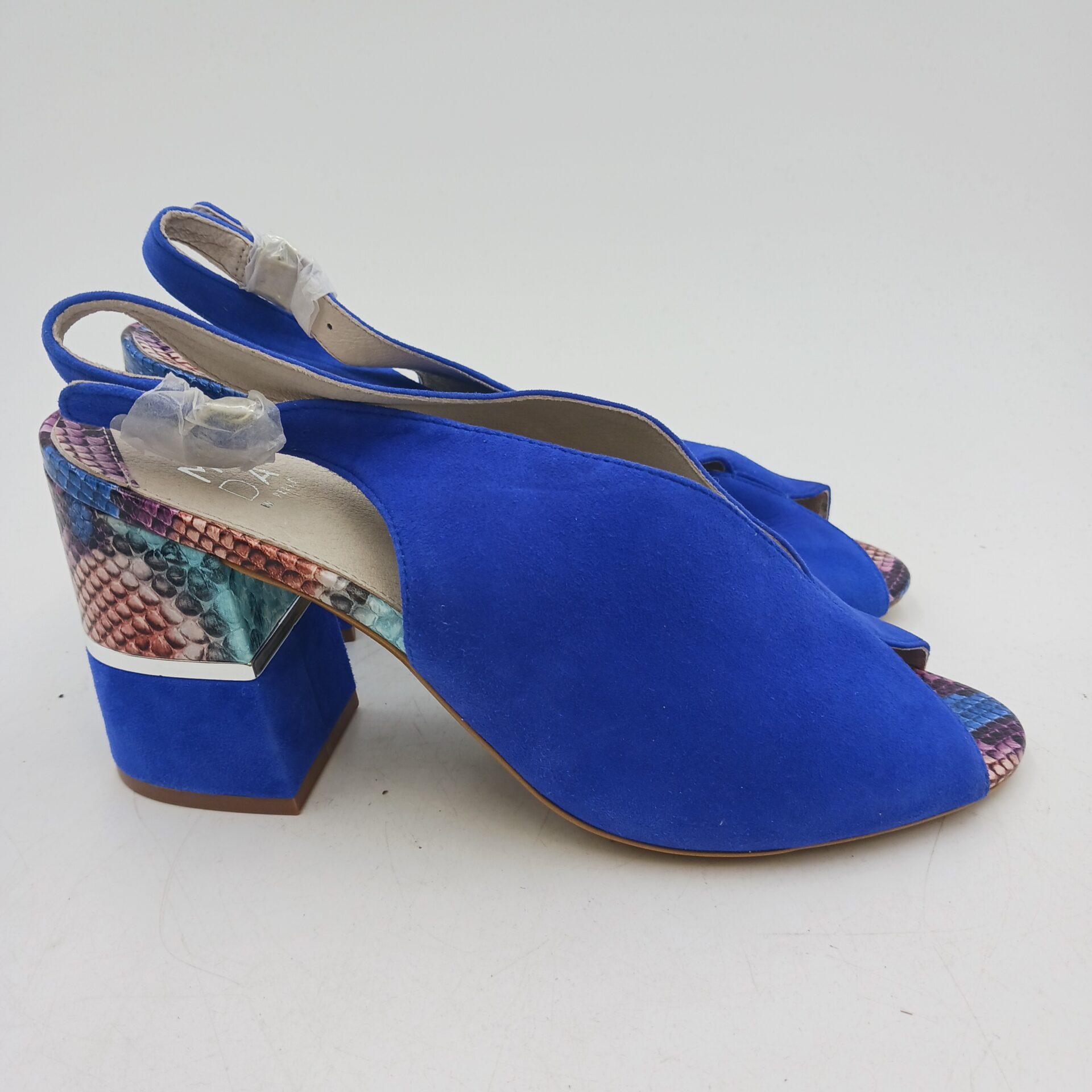 Moda in Pelle Shoes Blue Suede Block Heel Size 41 NEW - St Richard's ...